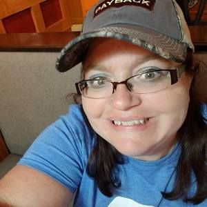 Meet your Posher, Angie